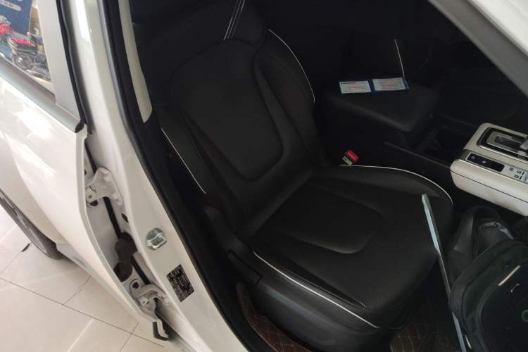 Used Hyundai ix35 2023 Musso 2.0L Deluxe Edition DLX