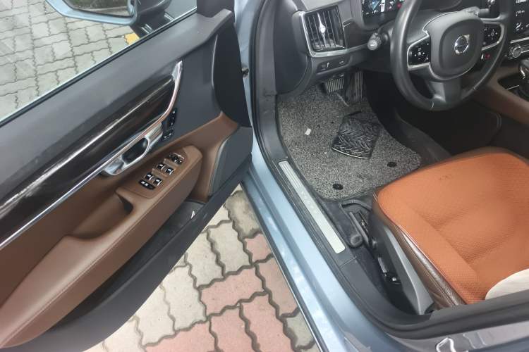Used Volvo S90 2018 T4 Zhiyuan Edition