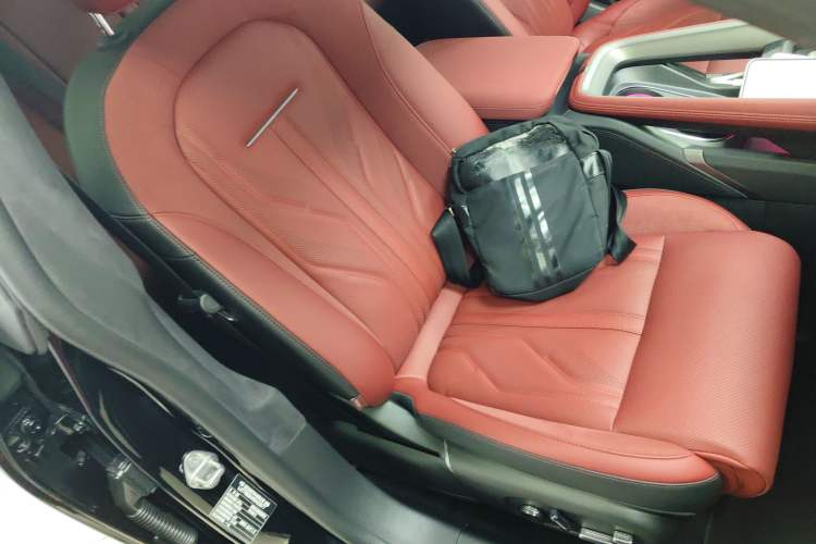 Used Zeekr 007GT 2025 Rear-Drive Intelligent Driving Version 75 kWh Right Front Seat