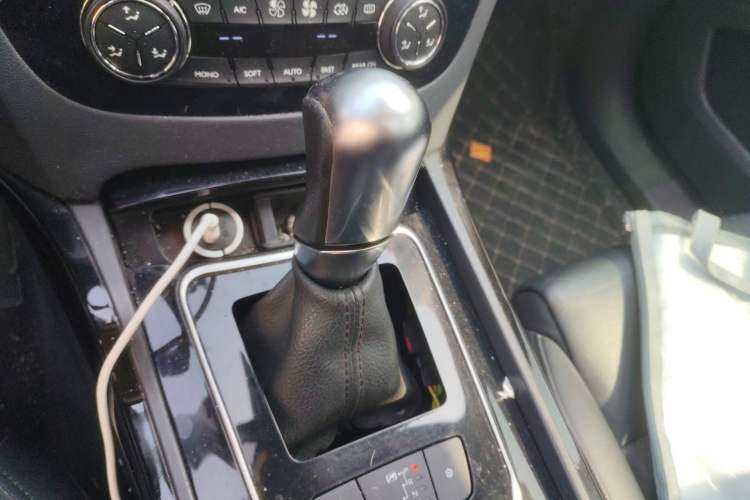 Used Peugeot 508 2012 2.0L Automatic Smart Enjoyment Version
