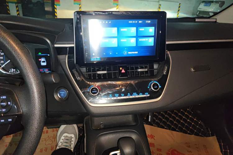 Used Toyota Corolla 2021 Dual-Motor 1.8L E-CVT Elite Edition