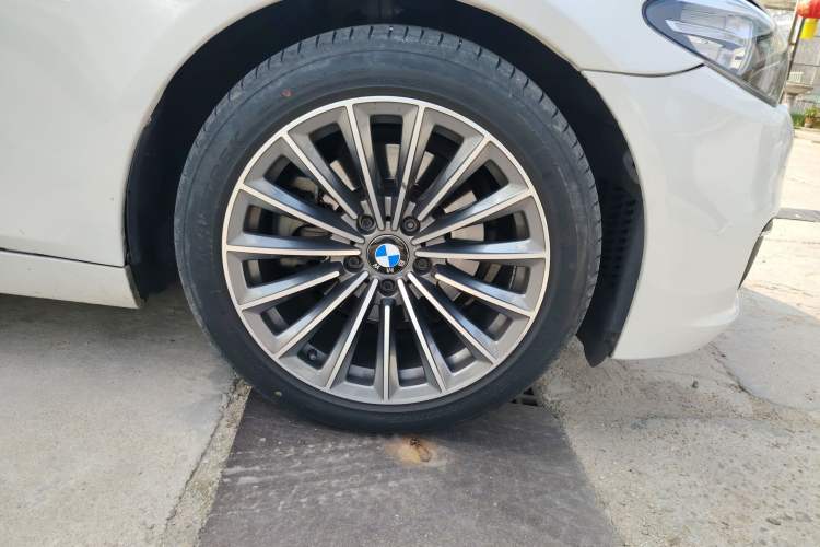 Used BMW 5 Series 2017 525Li Luxury Design Package
