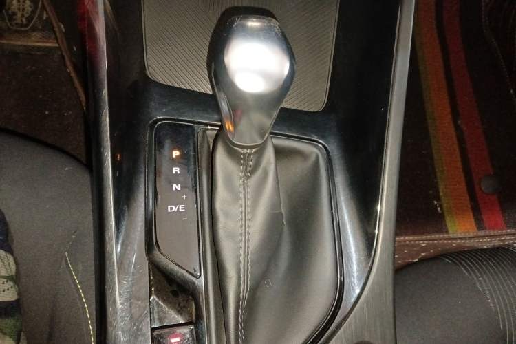 Used Roewe i5 2021 1.5L CVT Platinum Edition
