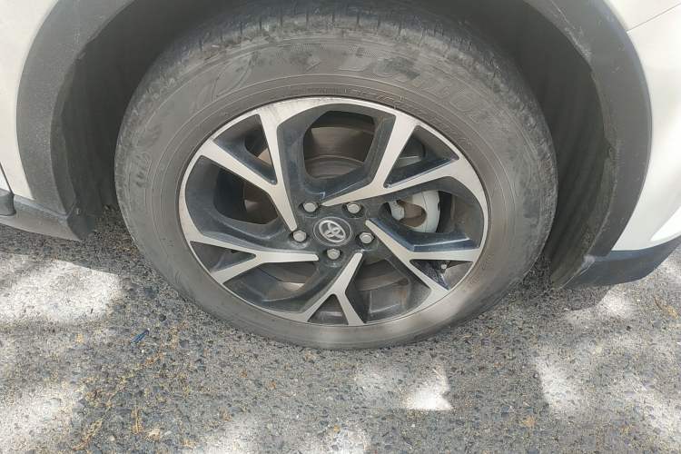 Used Toyota C-HR 2020 2.0L Leading Edition
