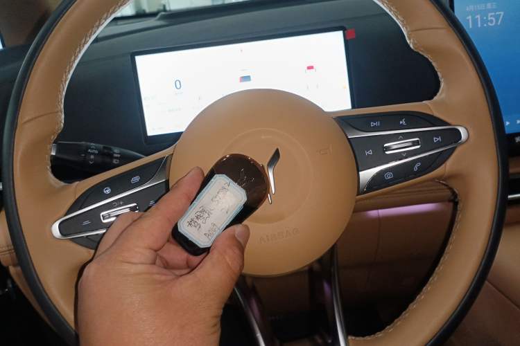 Used VOYAH Dream 2025 PHEV Four-Wheel-Drive Flagship Kunpeng Edition