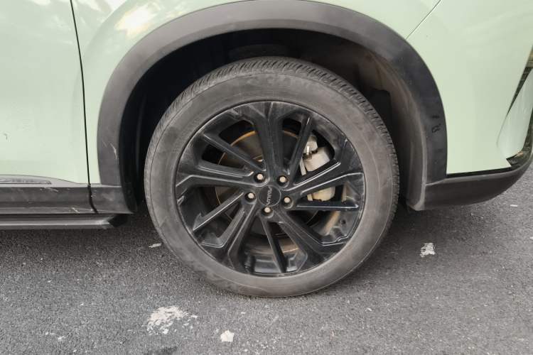 Used Dongfeng Aeolus Huge 2022 Mach Dual-Motor 1.5T MHD Dare-to-Dream Edition
