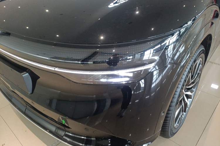 Used Zeekr 7X 2025 75 kWh Rear-Wheel Drive Intelligent Driving Version Left Front Headlight