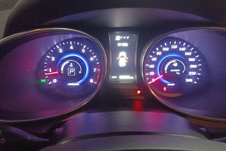 Used Hyundai Santa Fe 2013 2.4L Automatic 2WD Comfort Edition