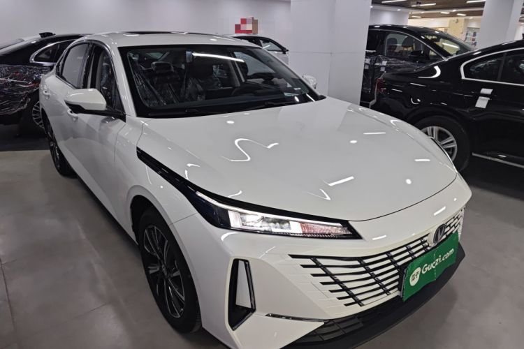 Used Changan Eado 2025 Blue Whale 1.5T 500Bar Prestige Model