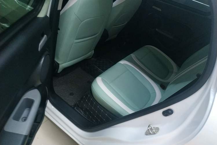 Used ORA Black Cat 2022 301km "Cute Pet" Version – Lithium Iron Phosphate