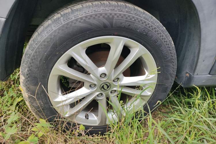 Used Dongfeng Fengon S560 2018 1.8L Manual Urban Model 7 Seats