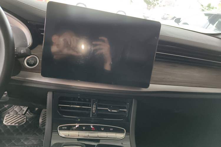 Used Skyworth HT-i 2024 1.5L PHEV 115KM ZhiLong Edition