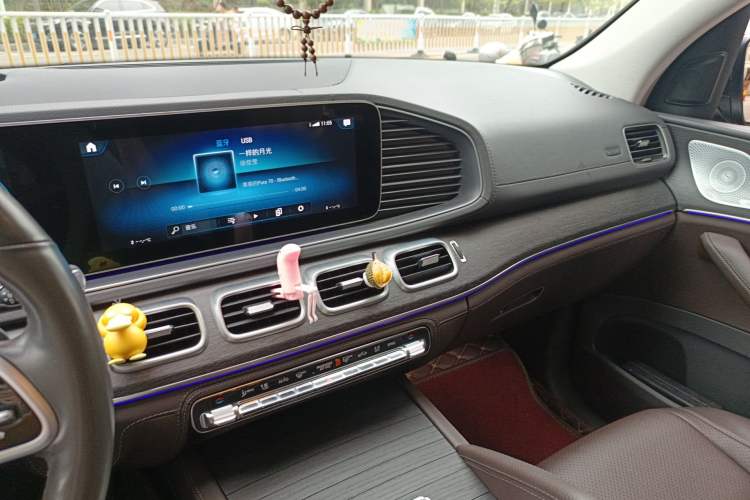 Used Mercedes-Benz GLE  Audio And AC Panel