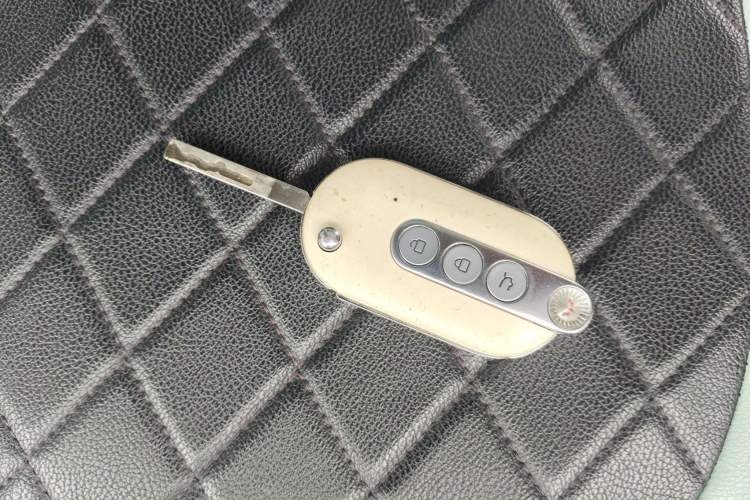 Used Wuling Hongguang MINIEV 2022 Macaron Premium Model – Lithium Iron Phosphate
