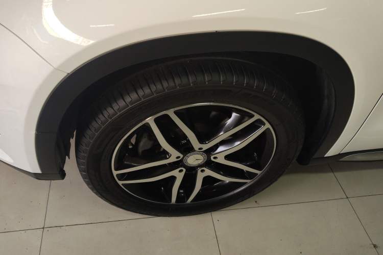 Used Mercedes-Benz GLA 2015 GLA 220 4MATIC Fashion Model