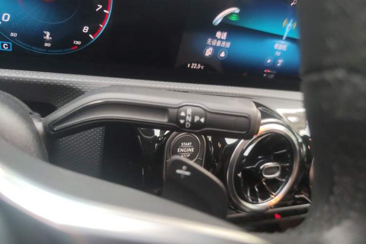 Used Mercedes-Benz A-Class 2020 Second Facelift A 180 L Sport Sedan Gear Lever