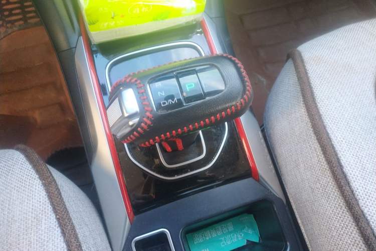 Used Haval H2 2018 1.5T Dual-Clutch Two-Wheel Drive Fashion Model China VI Standard