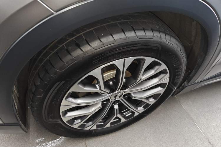 Used Nio EC6 2024 75 kWh Left Front Wheel Hub