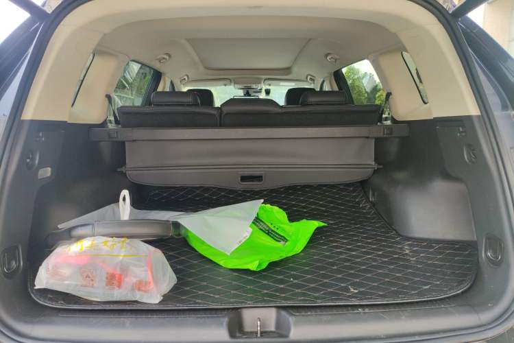 Used Buick Envision 2022 Encore Plus 652T Five-Seat Luxury Model