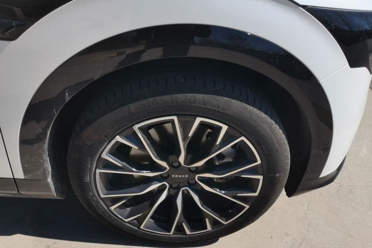 Used Zeekr 7X 2025 75 kWh Rear-Wheel Drive Intelligent Driving Version
