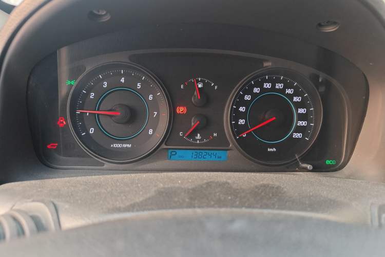 Used Chevrolet Captiva 2012 2.4L 4x4 Flagship Edition 7 Seats