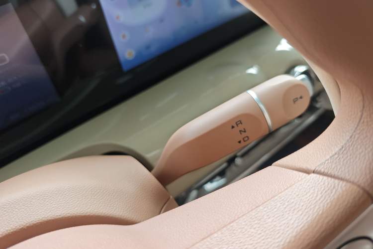 Used Wuling Bingo 2025 333 km Enjoyment Version Gear Lever