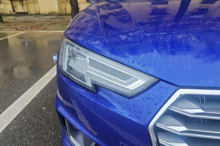 Used Audi A4L 2019 40 TFSI Fashion Version China V
