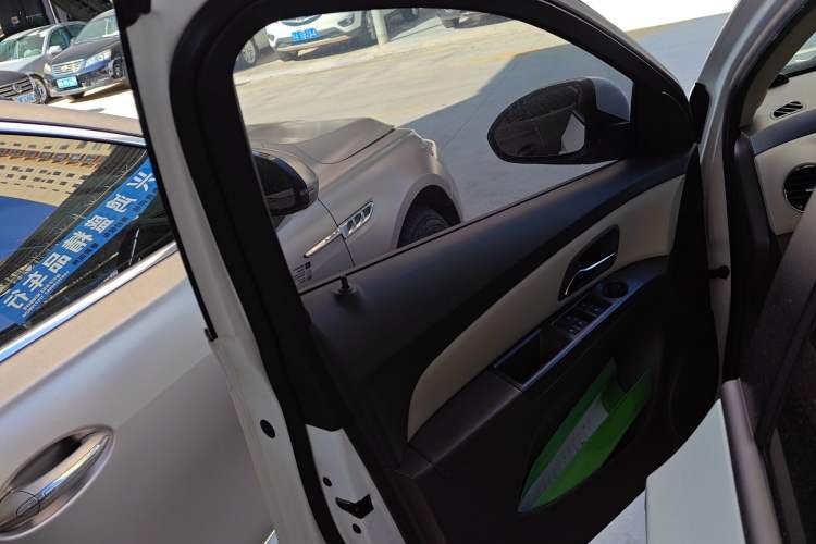 Used Chevrolet Cruze 2015 1.5L Classic SL MT