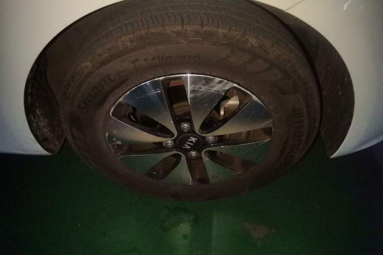 Used Kia K2 2015 Sedan 1.4L Automatic GLS
