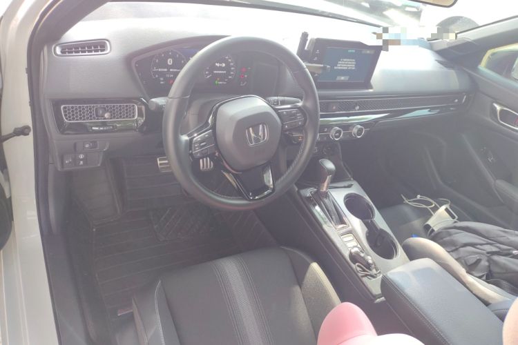 Used Honda Civic 2022 240TURBO CVT Dynamic Edition
