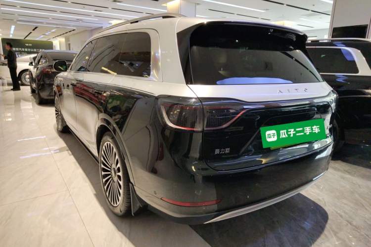 Used Hima AITO M9 2024 Range-Extended Ultra Version 52 kWh 6-Seater Model Rear Left 45 Deg