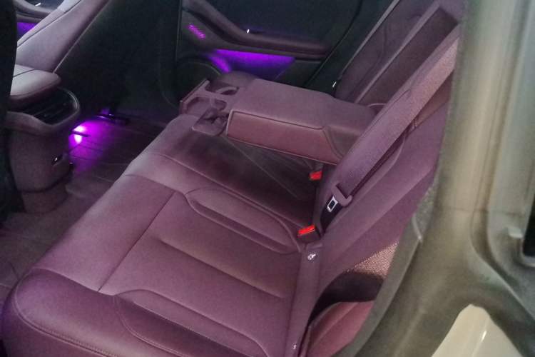 Used Nio ET5T 2024 75kWh Touring Left Rear Seat