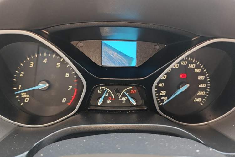 Used Ford Focus 2012 Sedan 1.6L Automatic Comfort Model
