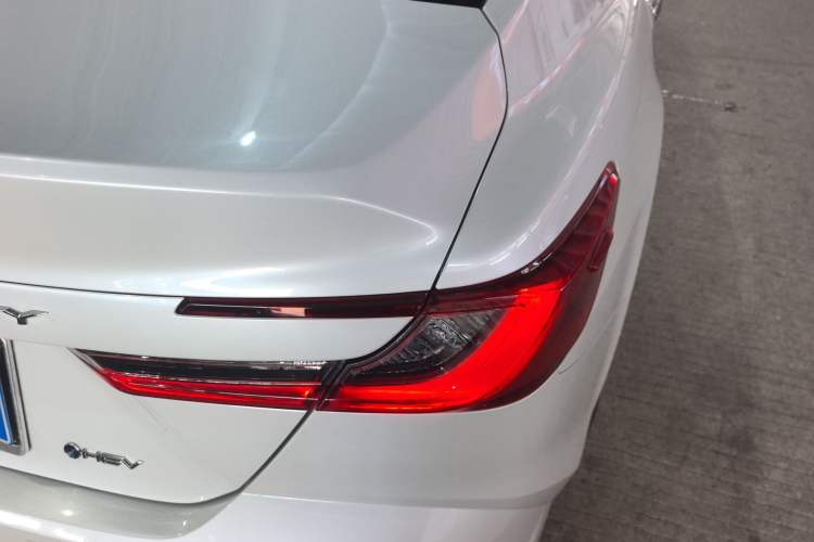 Used Toyota Camry 2024 Dual-Motor 2.0 HGVP Luxury Edition Right Rear Taillight