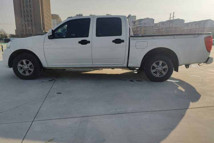 Used Great Wall Wingle 5 2021 1.5T Two-Wheel Drive "Dry Meal" Value Edition with an Extra-Long 1820mm Cargo Bed Equipped with GW4G15K Engine Left Side