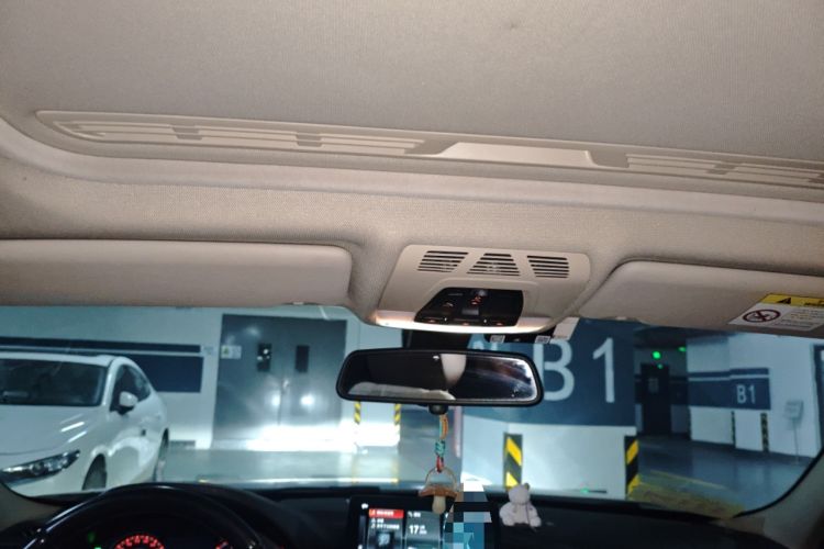 Used BMW 3 Series 2018 320Li Leading Model M Sport Package
