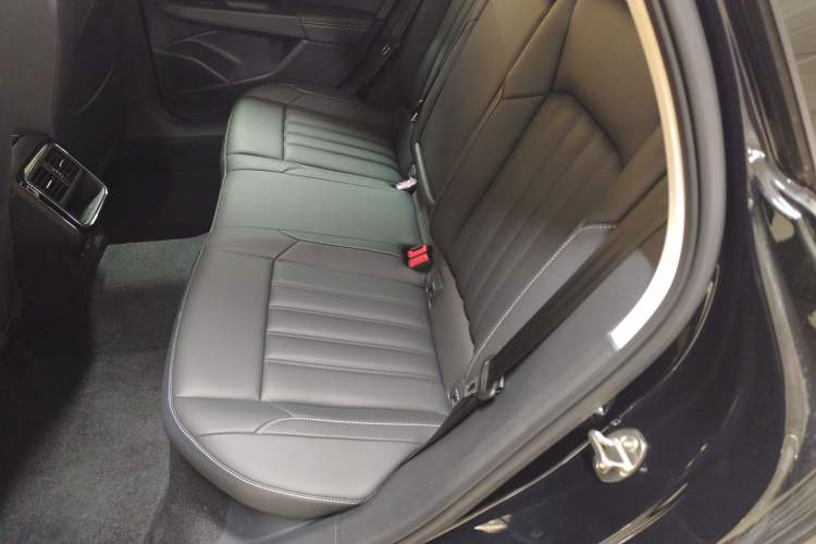 Used Volkswagen Passat 2024 280TSI Business Edition
