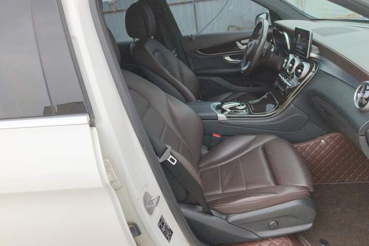 Used Mercedes-Benz GLC 2018 Facelifted GLC 260 4MATIC Dynamic Edition