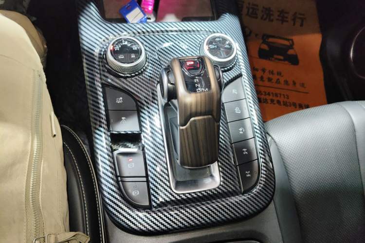 Used Tank 300 2021 Off-Road Edition 2.0T Conqueror Gear Lever