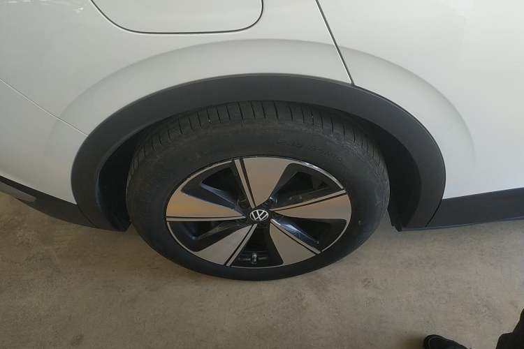 Used Volkswagen ID.4 X 2025 Smart Version Pure & Intelligent Enjoyment Edition
