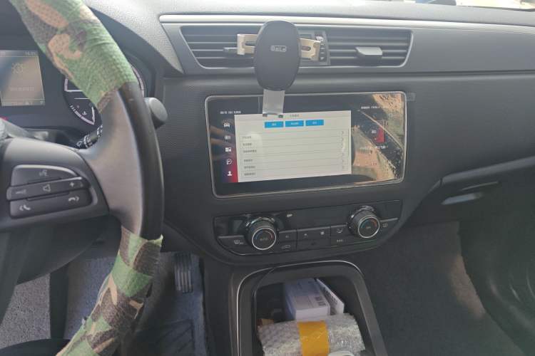 Used Qoros 5 2019 Qoros 5S 1.6 TGDI Leading Model
