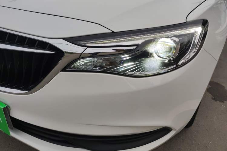 Used Buick GT 2021 Revised Version Flagship 1.5L Automatic Entry-Level Trim Left Front Headlight