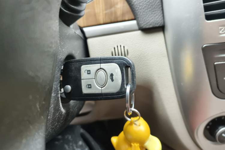Used Buick Excelle 2015 1.5L Automatic Classic Model
