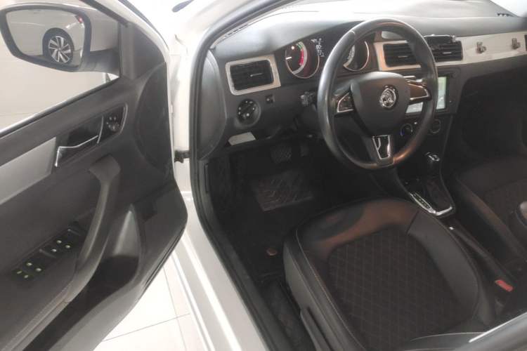 Used Skoda Rapid Spaceback 2019 Revised Version 1.5L Automatic Comfort Edition China V Standard