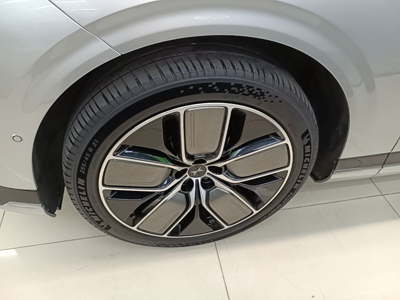 XPeng G9 2022 570 Max — снимка 10