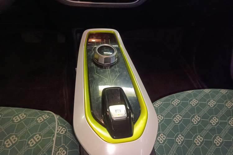 Used Oshan Benni E-Star 2022 Qingxin Edition Colorful Model Lithium Iron Phosphate