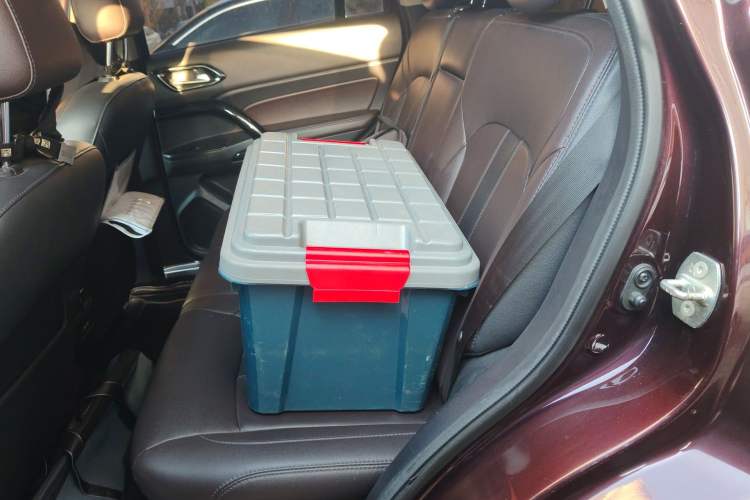 Used GAC Trumpchi GS4 2018 235T Automatic Two-Wheel Drive Luxury Smart Connectivity Version Left Rear Seat