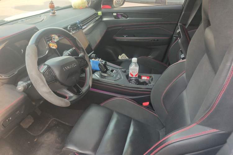 Used Lynk & Co 05 2020 2.0TD Four-Wheel Drive HypeHalo
