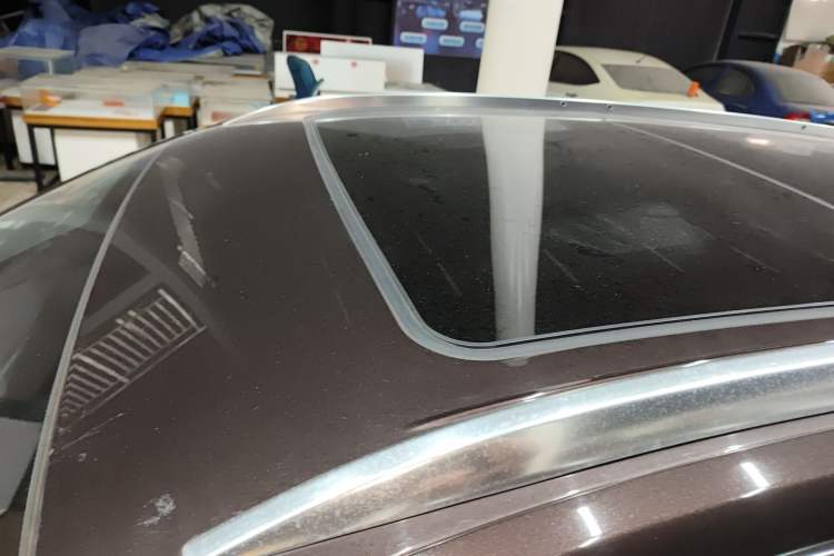 Used Buick Envision 2020 20T Two-Wheel Drive Luxury Model Roof