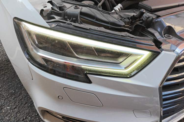 Used Audi A3 2019 Sportback 35 TFSI Fashion Edition China VI Emission Standard